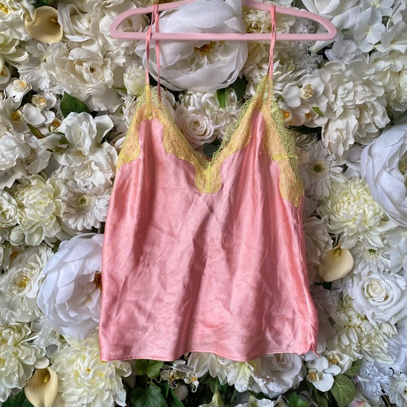VS Peach Satin Camisole Neon Yellow Lace Trim XS - Picture 1 of 4